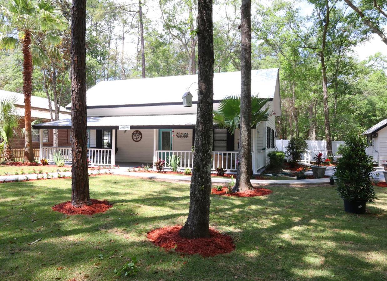 Cottage In The Woods At Emerald Lakes Estate St. Augustine Exterior photo